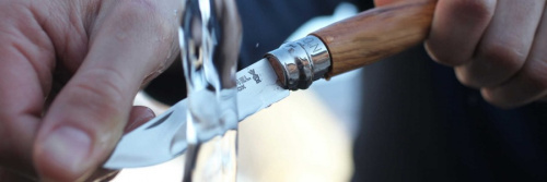 Нож Opinel №8, рукоять из оливкового дерева фото 4